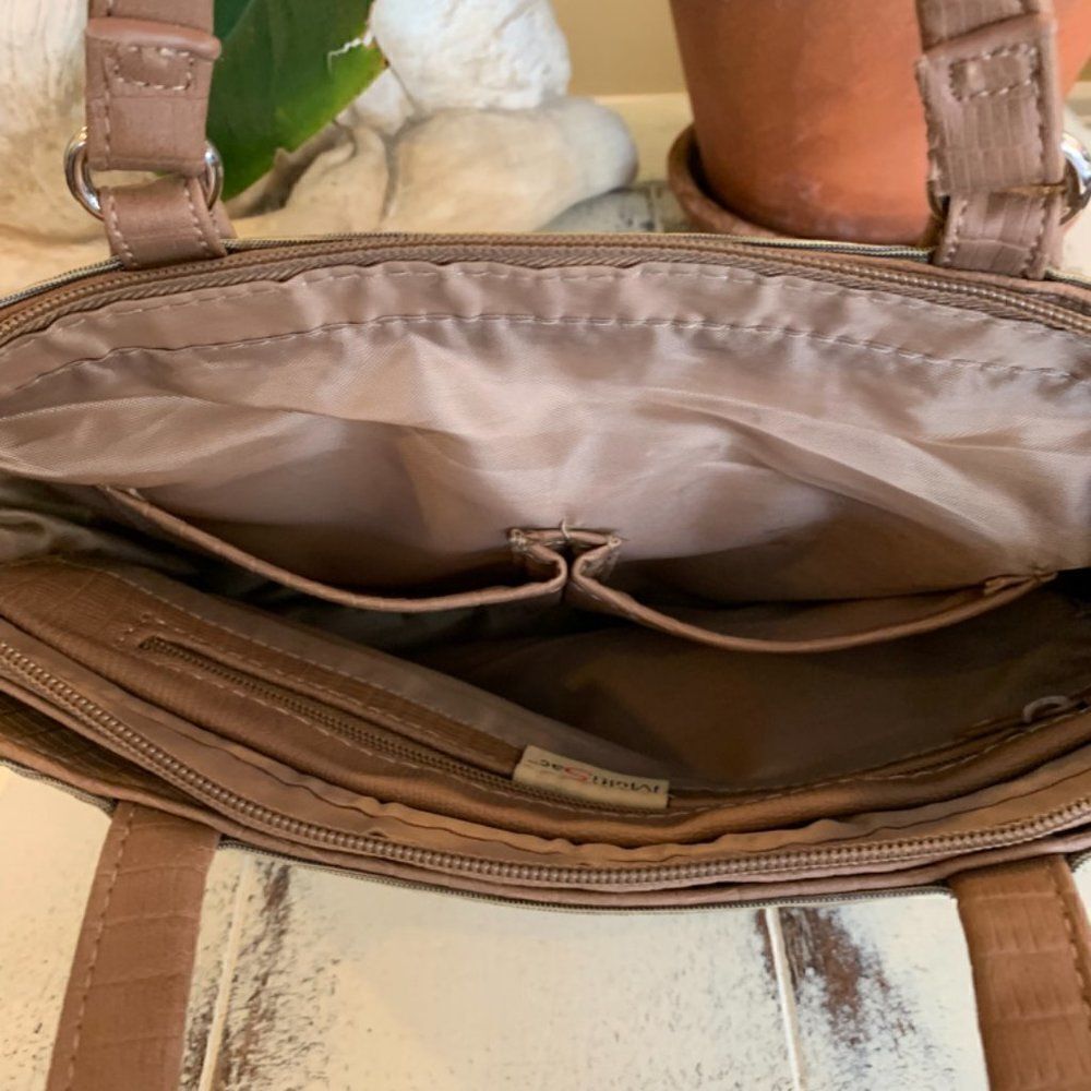 Multi Sac Nylon Purse - Picture 7 of 9